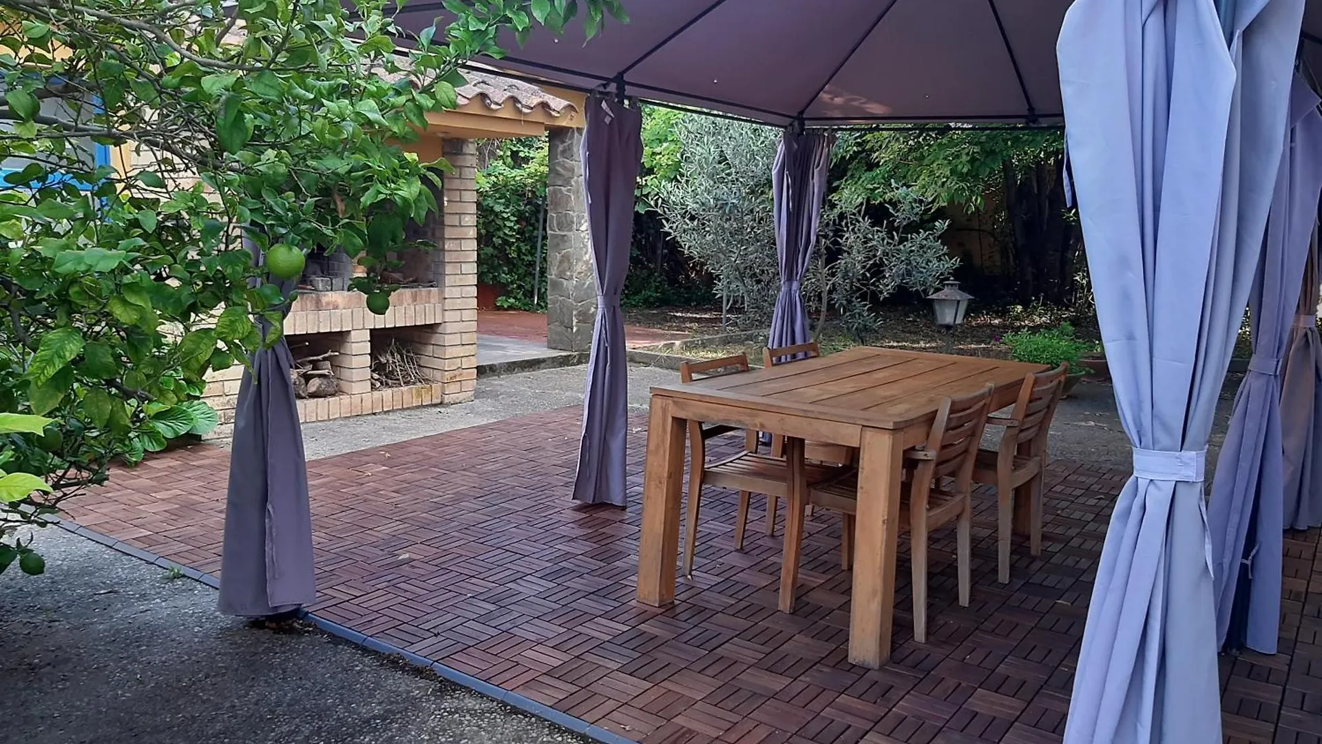 Apartamento Con Encanto Can Brugada Banyoles 0*,  Španělsko
